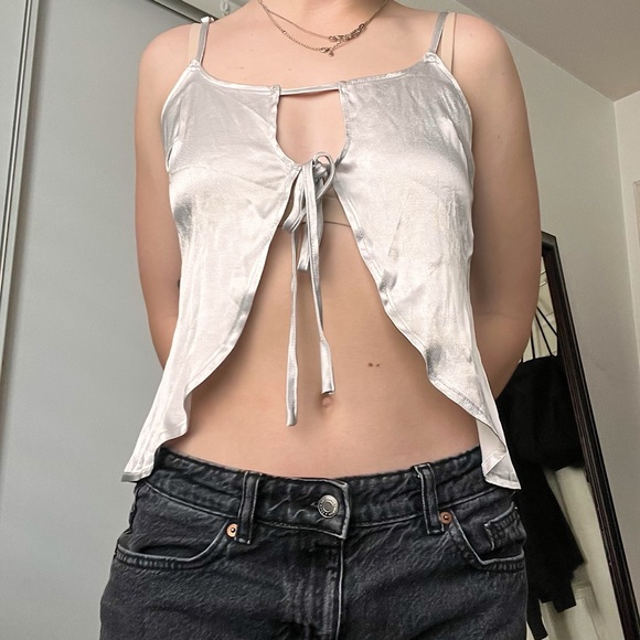 Sndys the Label open front top - Picture 1 of 3